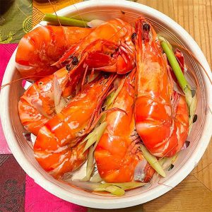 Một trong những thực phẩm kiêng ăn ngày Tết để tránh vận xui đó chính là Tôm